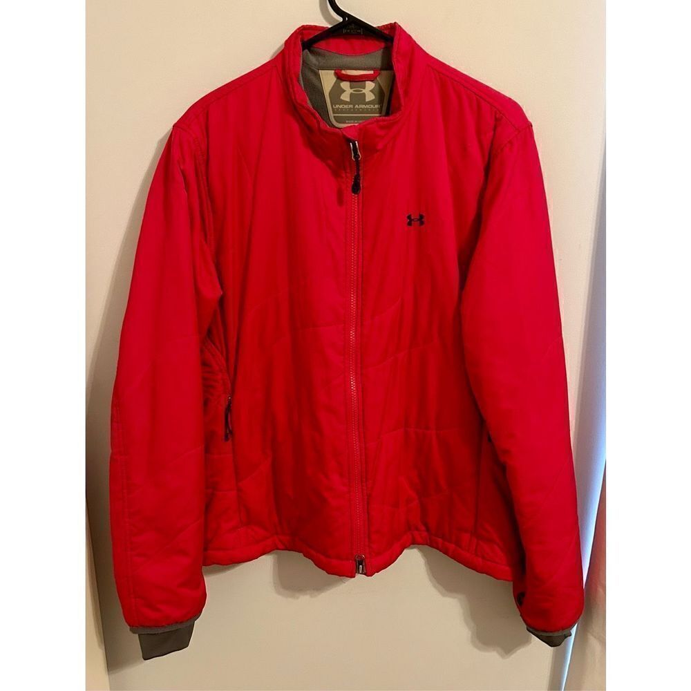 Vintage 1990s Under Armour Women’s Pink Puffer Fleece Lining Size XL.